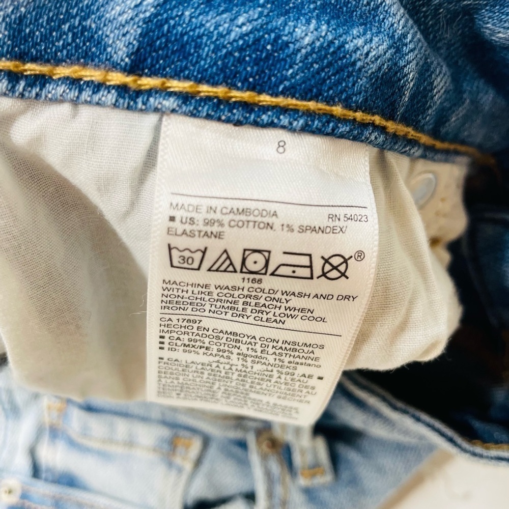 Old Navy Women’s Light Blue Denim A-Line Raw Hem Jean Mini Skirt Size 8 NWT - Picture 10 of 10